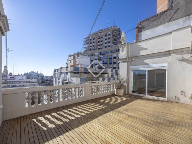 4 slaapkamer Penthouse te koop in Valencia stad - € 1.390.000 (Ref: 9263873)