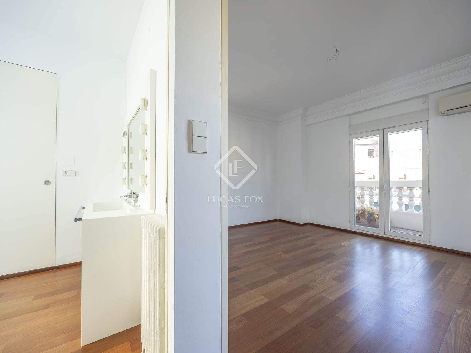 4 slaapkamer Penthouse te koop in Valencia stad - € 1.390.000 (Ref: 9263873)