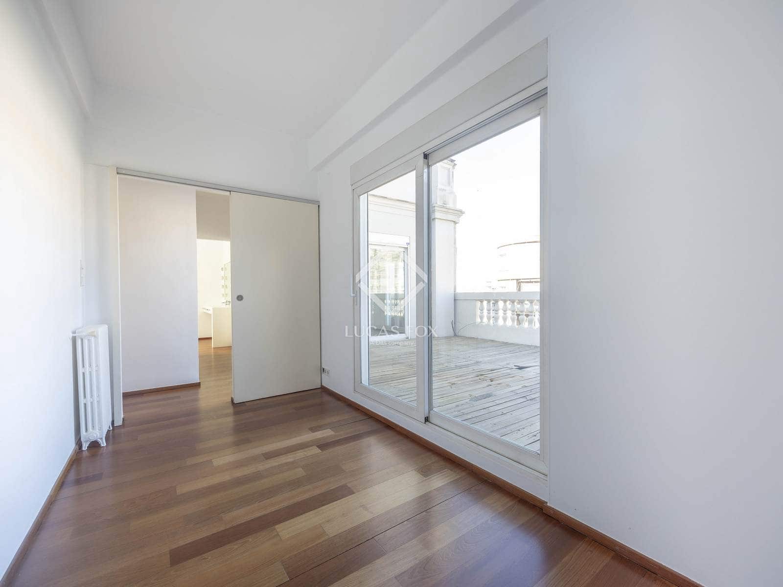 4 slaapkamer Penthouse te koop in Valencia stad - € 1.390.000 (Ref: 9263873)