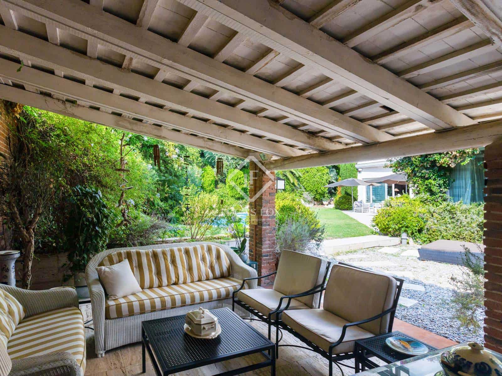 6 soveværelse Villa til salg i El Masnou med swimmingpool garage - € 1.800.000 (Ref: 9267674)