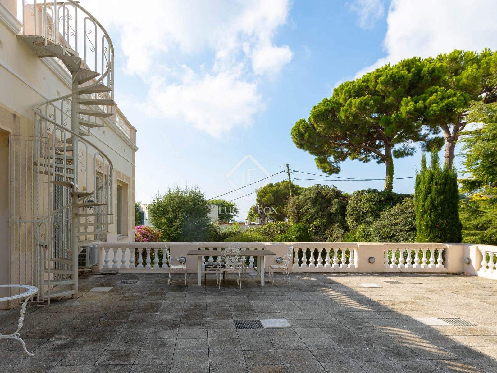 6 soveværelse Villa til salg i El Masnou med swimmingpool garage - € 1.800.000 (Ref: 9267674)