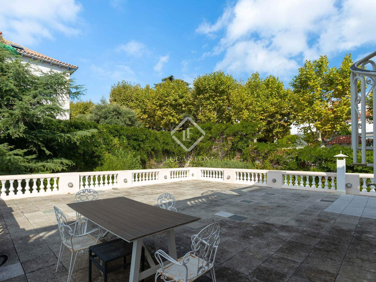 6 soveværelse Villa til salg i El Masnou med swimmingpool garage - € 1.800.000 (Ref: 9267674)