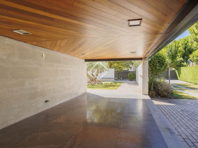 5 soveværelse Villa til leje i Boadilla del Monte med swimmingpool garage - € 16.500 (Ref: 9267680)