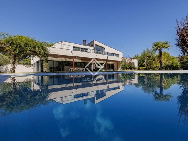 5 soveværelse Villa til leje i Boadilla del Monte med swimmingpool garage - € 16.500 (Ref: 9267680)