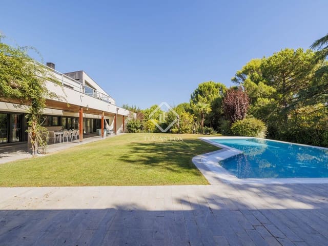 5 soveværelse Villa til leje i Boadilla del Monte med swimmingpool garage - € 16.500 (Ref: 9267680)