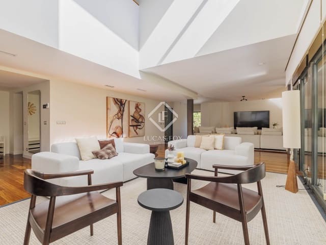 5 soveværelse Villa til leje i Boadilla del Monte med swimmingpool garage - € 16.500 (Ref: 9267680)