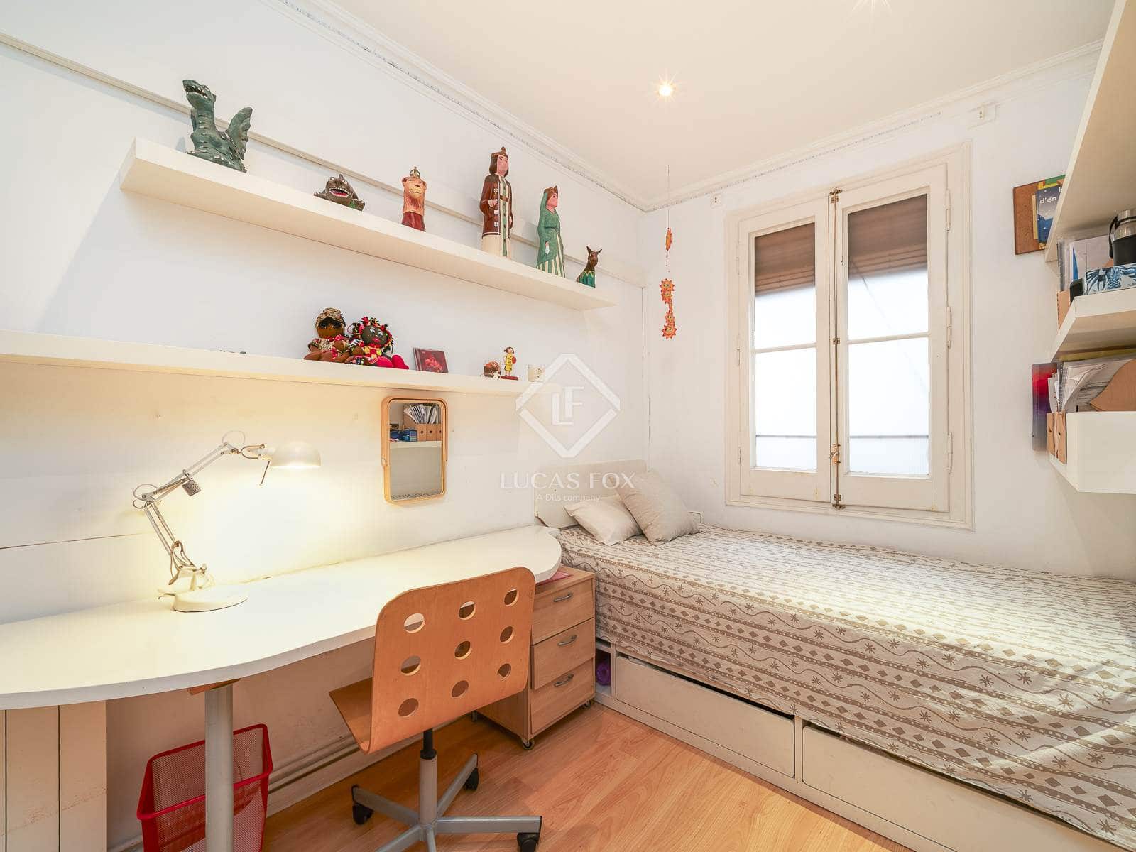 3 slaapkamer Appartement te koop in Barcelona stad - € 695.000 (Ref: 9267775)