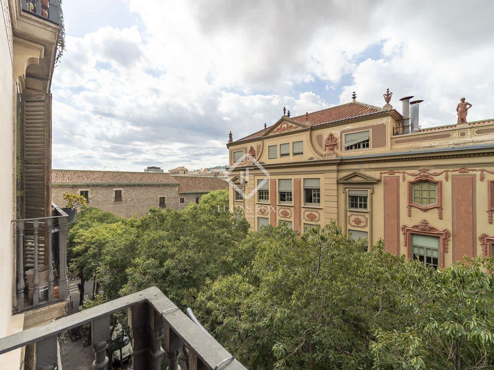 3 slaapkamer Appartement te koop in Barcelona stad - € 695.000 (Ref: 9267775)