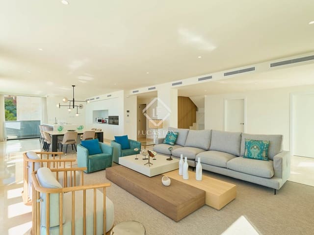 4 bedroom Villa for sale in Almuñécar with pool garage - € 2,450,000 (Ref: 9268890)