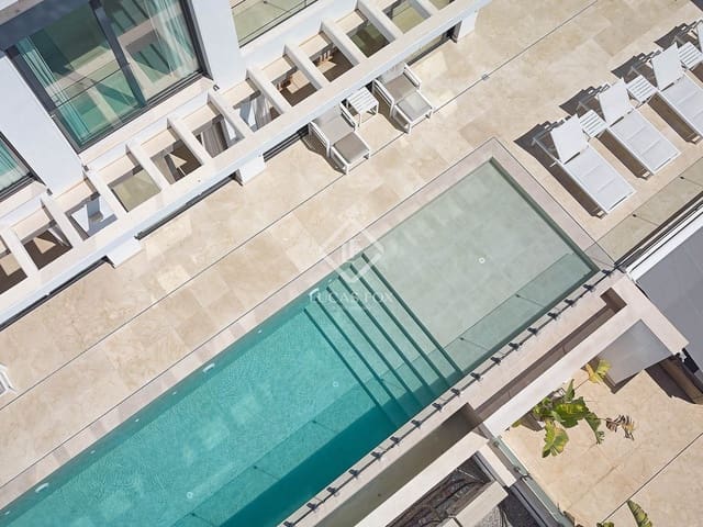 4 bedroom Villa for sale in Almuñécar with pool garage - € 2,450,000 (Ref: 9268890)