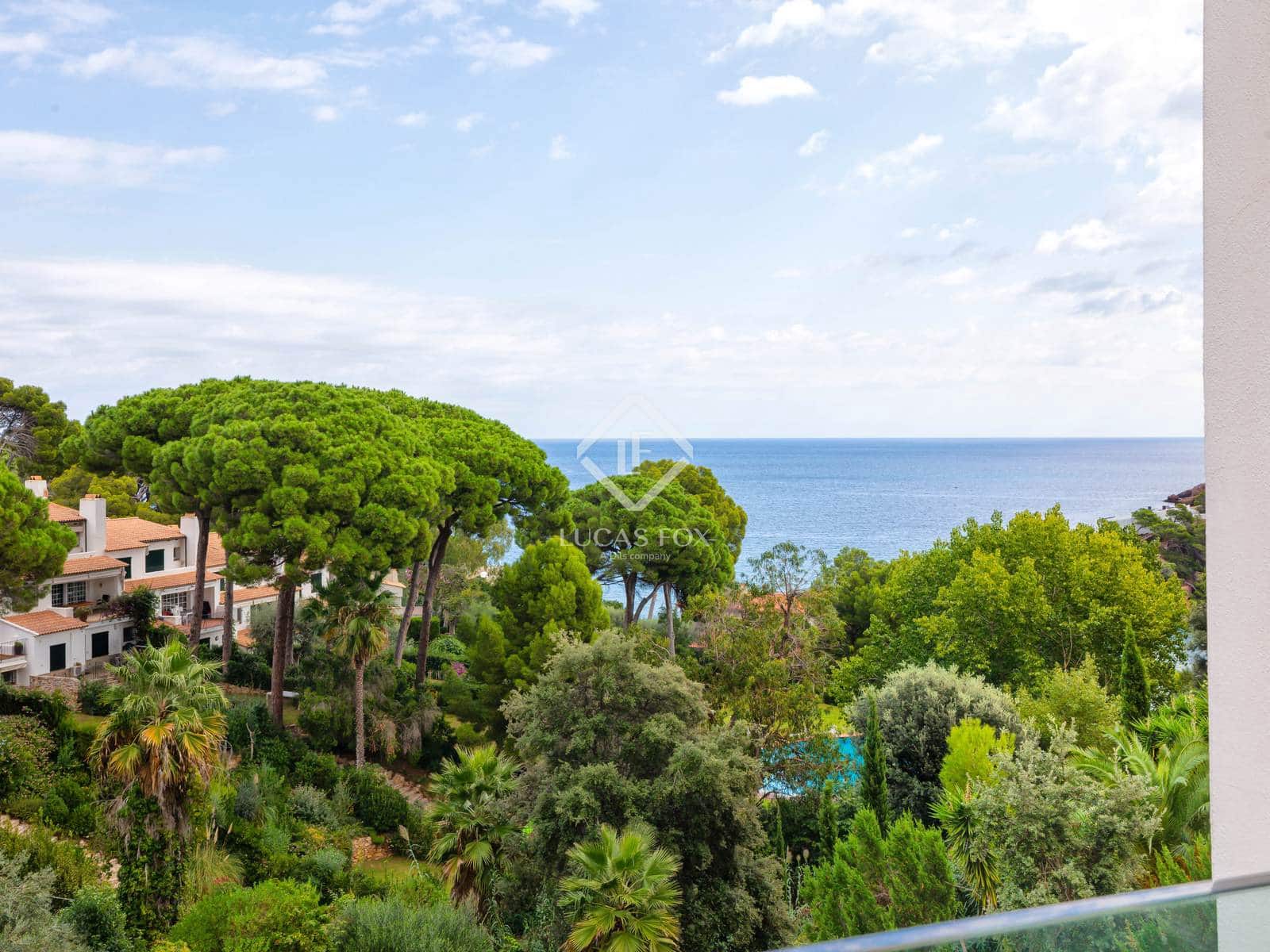 4 sypialnia Willa na sprzedaż w Sa Riera z basenem garażem - 1 500 000 € (Ref: 9271718)