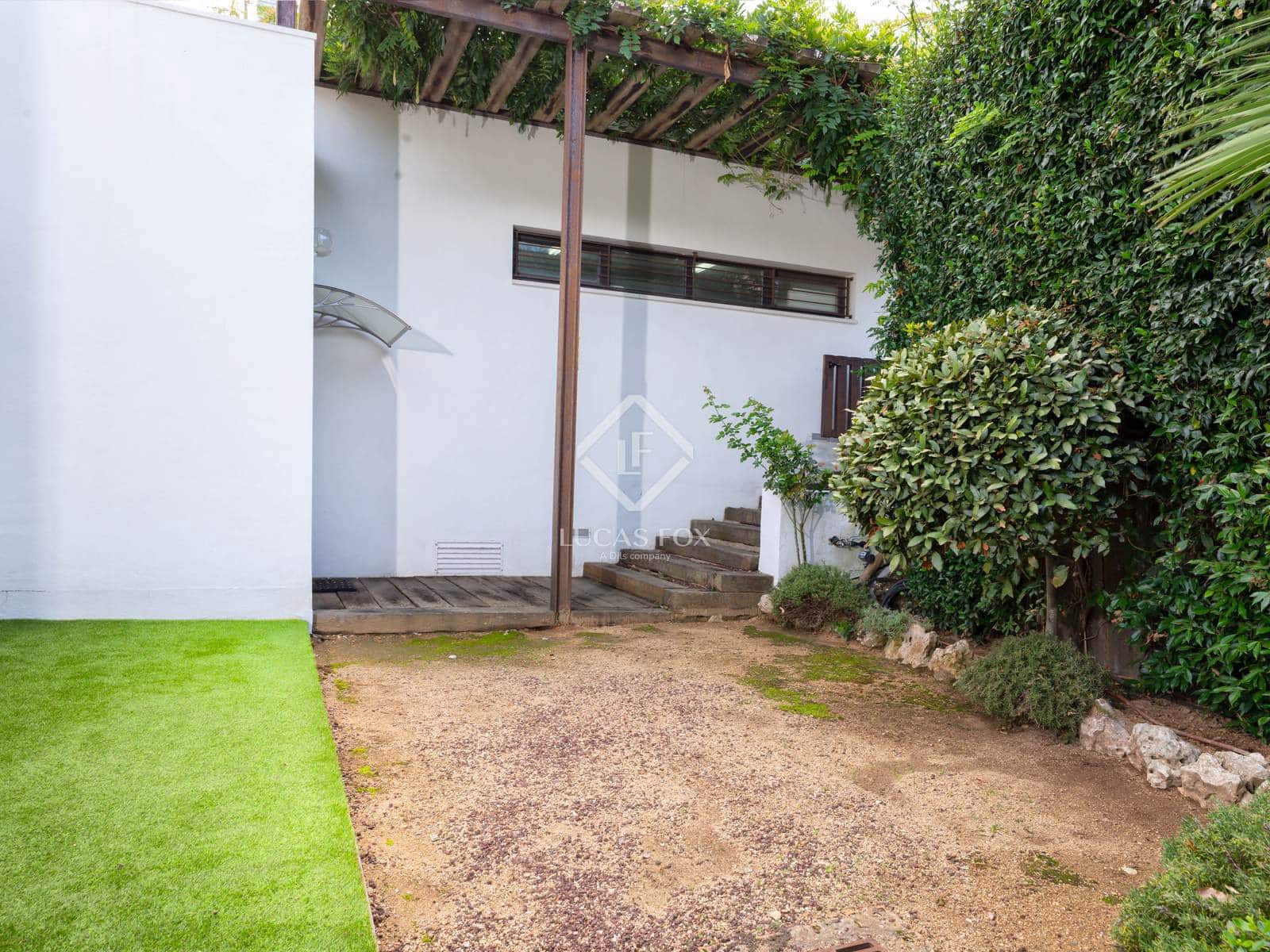 4 sypialnia Willa na sprzedaż w Sa Riera z basenem garażem - 1 500 000 € (Ref: 9271718)