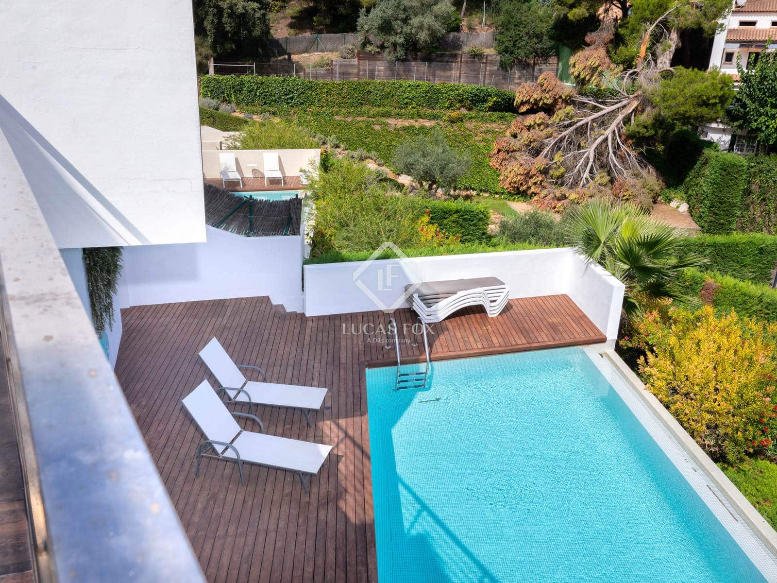 4 sypialnia Willa na sprzedaż w Sa Riera z basenem garażem - 1 500 000 € (Ref: 9271718)