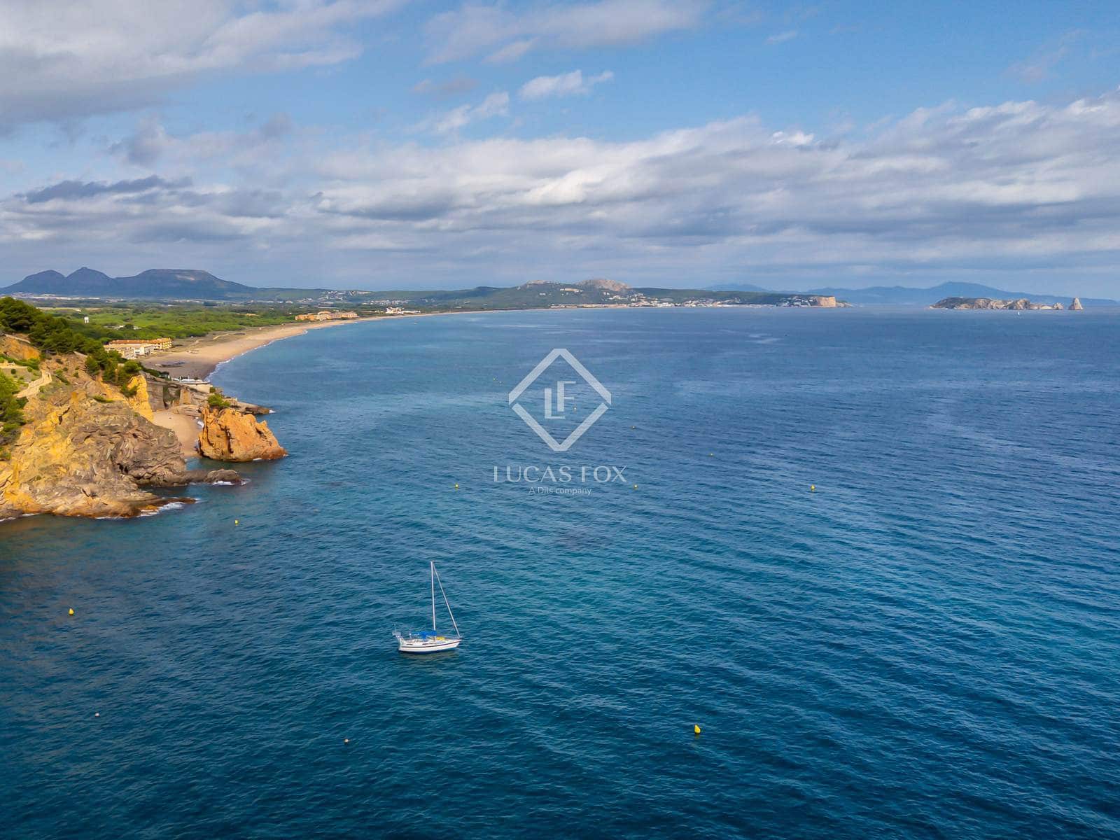 4 sypialnia Willa na sprzedaż w Sa Riera z basenem garażem - 1 500 000 € (Ref: 9271718)