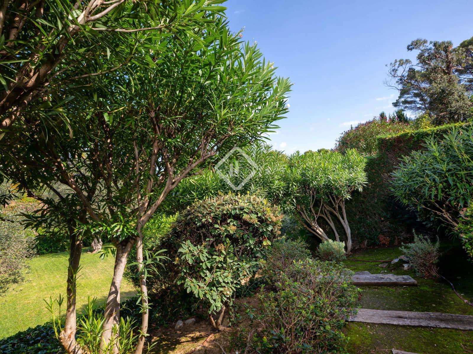 4 sypialnia Willa na sprzedaż w Sa Riera z basenem garażem - 1 500 000 € (Ref: 9271718)