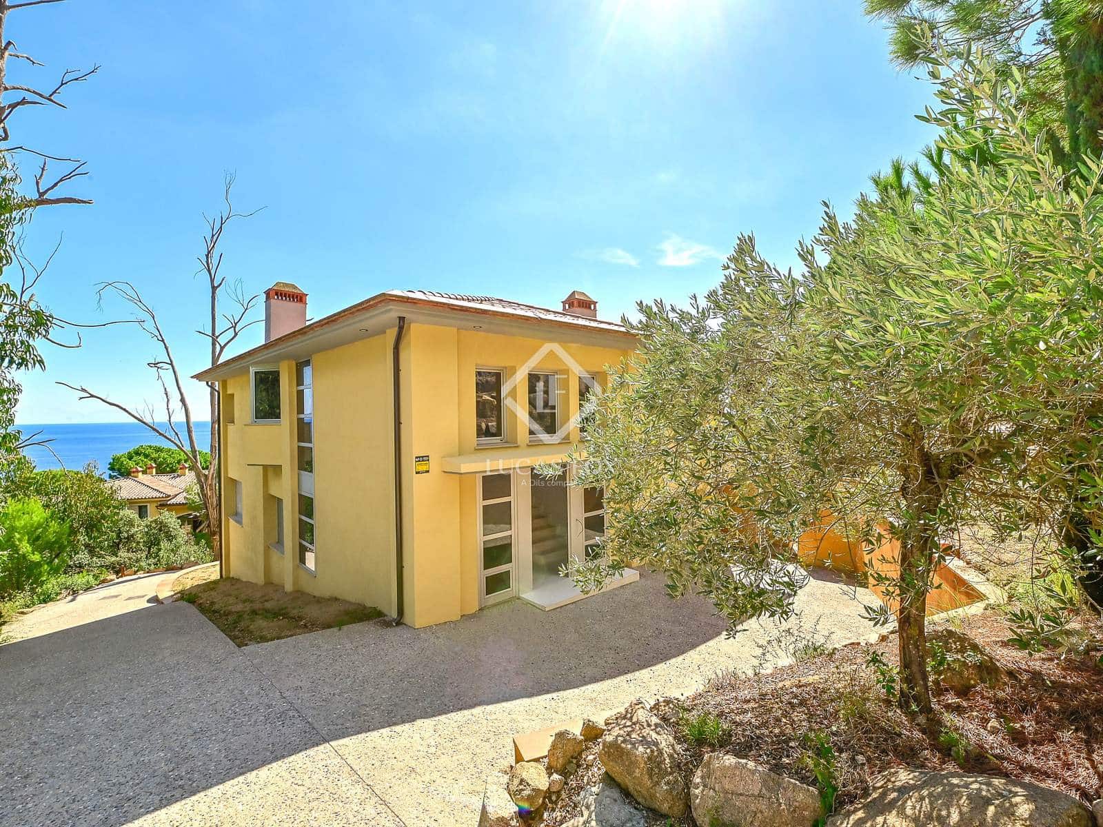 8 slaapkamer Villa te koop in Sant Feliu de Guixols met zwembad garage - € 3.970.000 (Ref: 9271721)