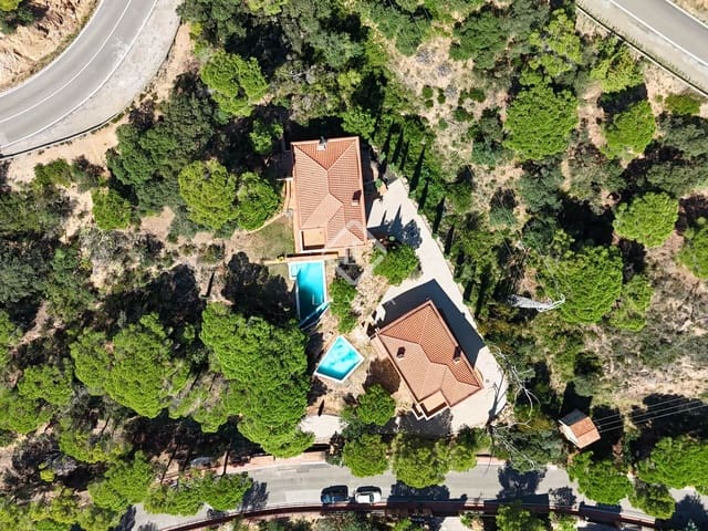 8 slaapkamer Villa te koop in Sant Feliu de Guíxols met zwembad garage - € 3.970.000 (Ref: 9271721)