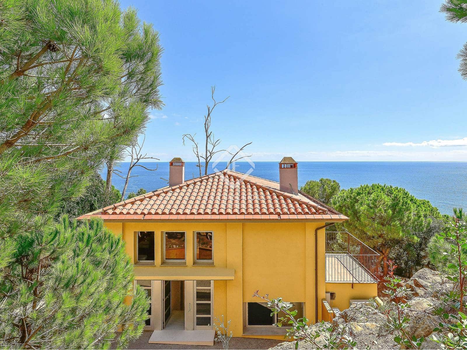 8 slaapkamer Villa te koop in Sant Feliu de Guixols met zwembad garage - € 3.970.000 (Ref: 9271721)
