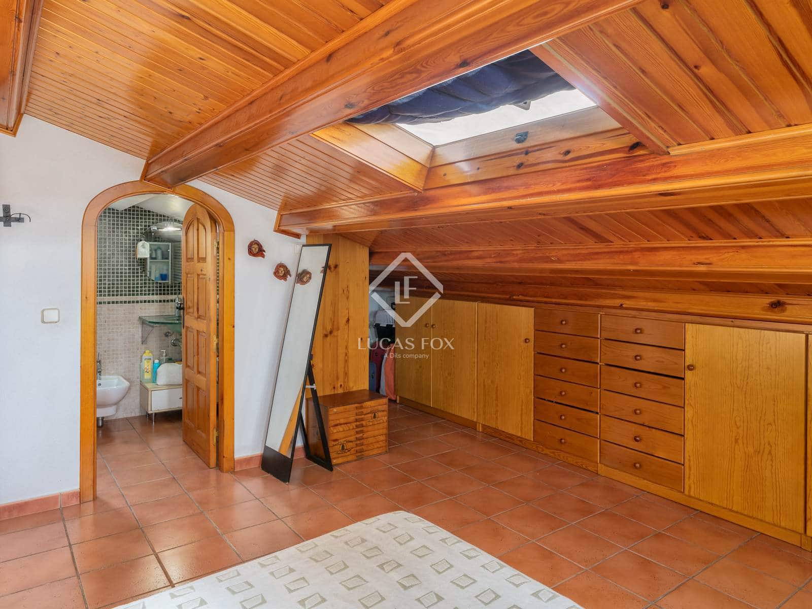 8 slaapkamer Villa te koop in S'Agaro - € 590.000 (Ref: 9271723)