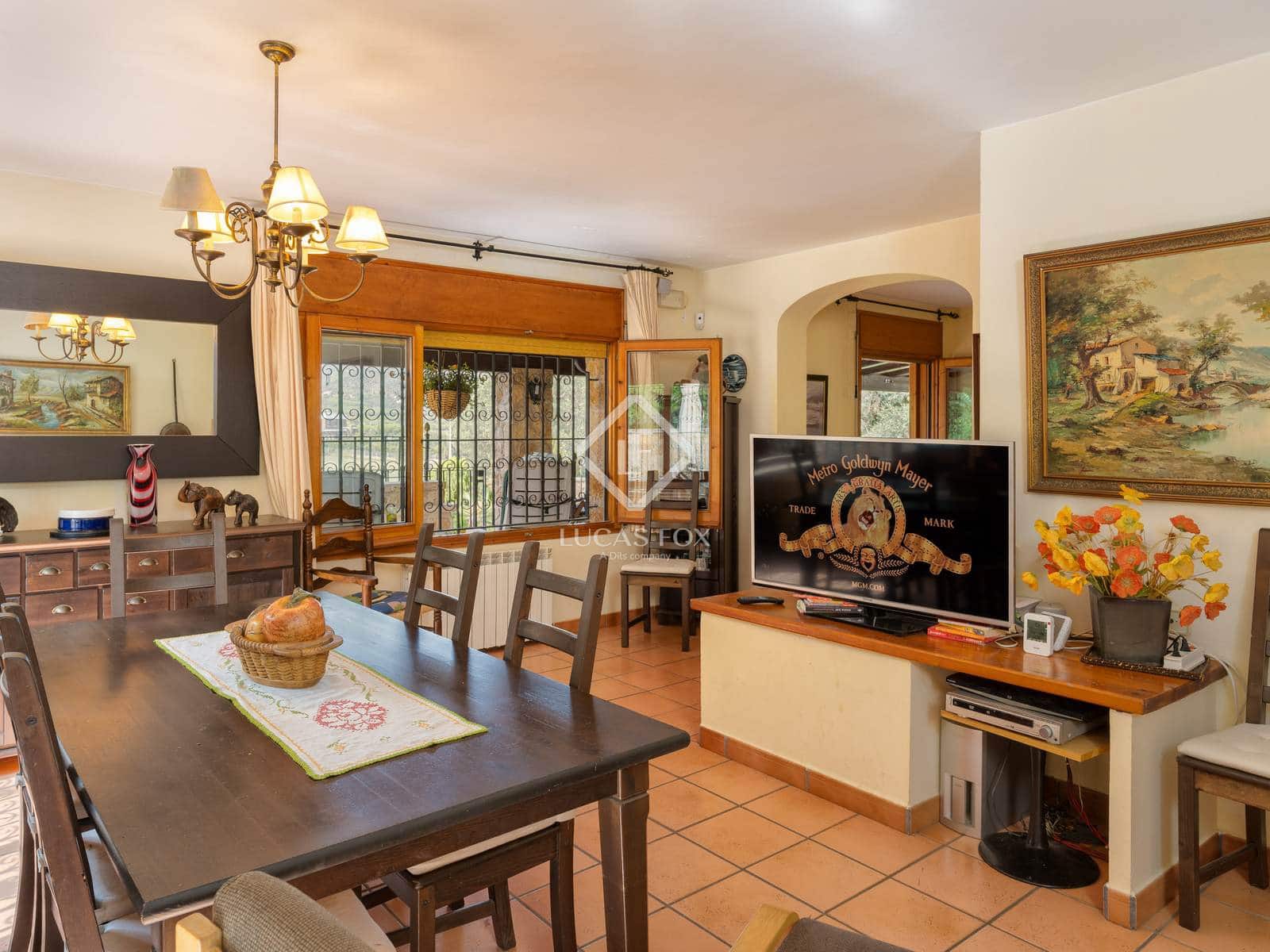 8 slaapkamer Villa te koop in S'Agaro - € 590.000 (Ref: 9271723)