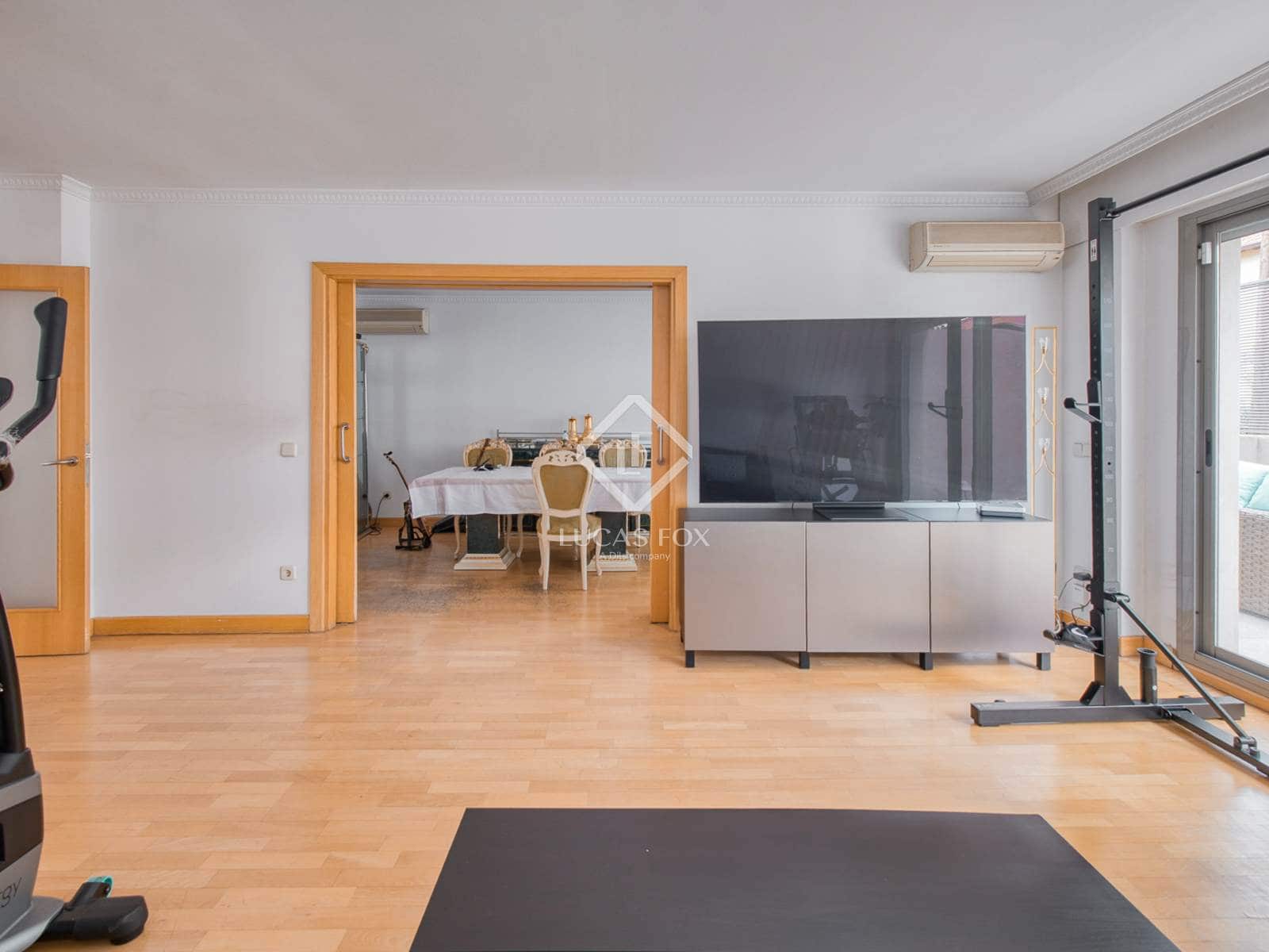 5 Zimmer Villa zu verkaufen in Madrid Stadt mit Pool Garage - 2.490.000 € (Ref: 9271804)