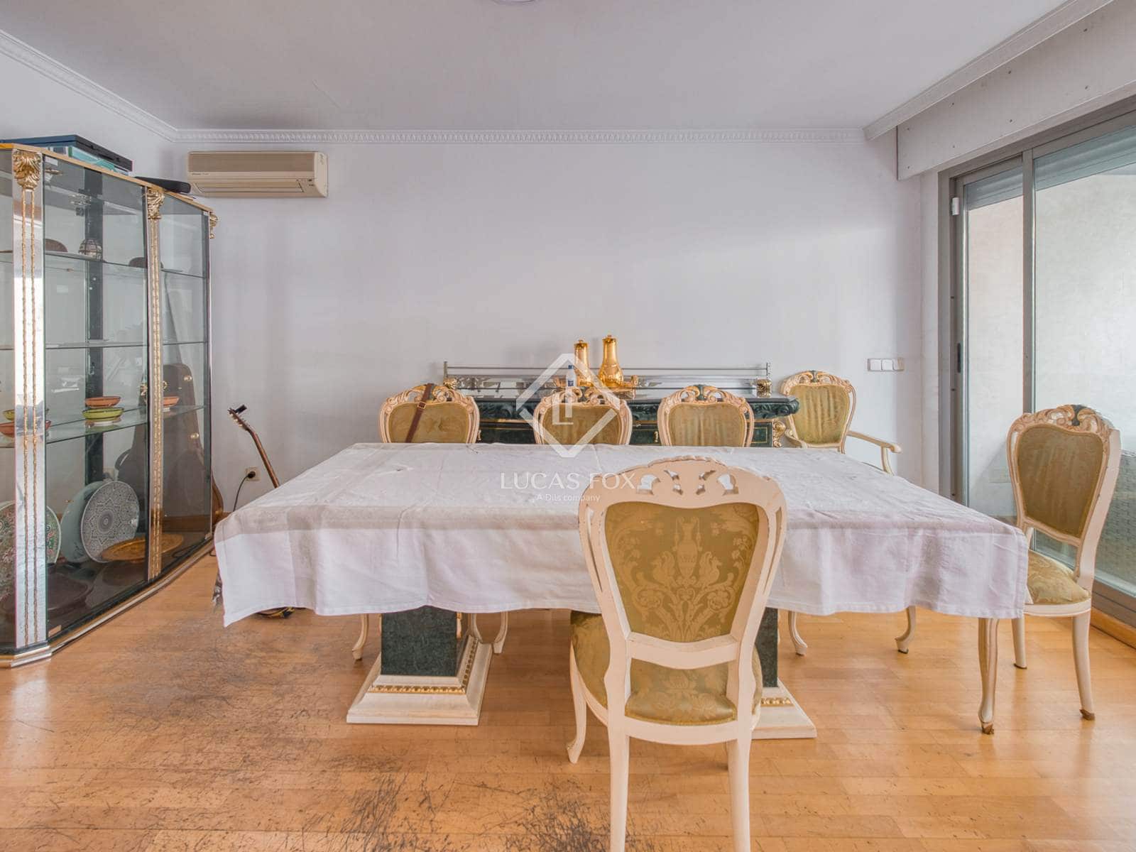 5 Zimmer Villa zu verkaufen in Madrid Stadt mit Pool Garage - 2.490.000 € (Ref: 9271804)