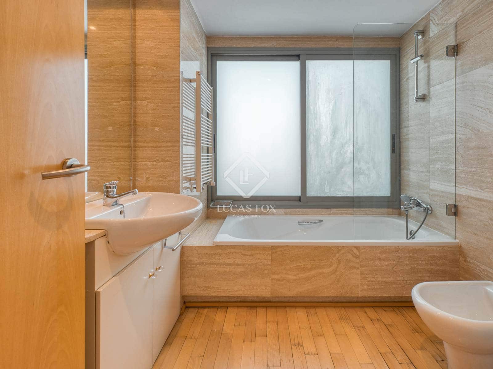 5 Zimmer Villa zu verkaufen in Madrid Stadt mit Pool Garage - 2.490.000 € (Ref: 9271804)