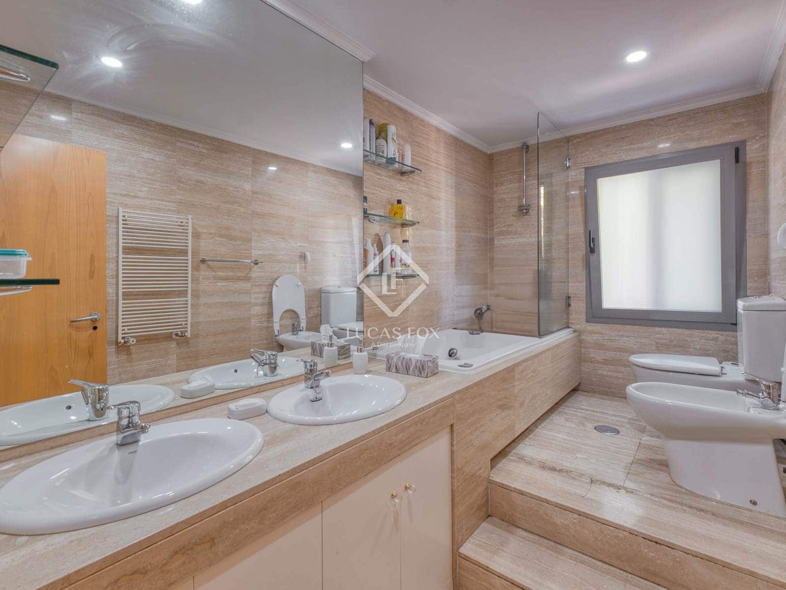 5 Zimmer Villa zu verkaufen in Madrid Stadt mit Pool Garage - 2.490.000 € (Ref: 9271804)