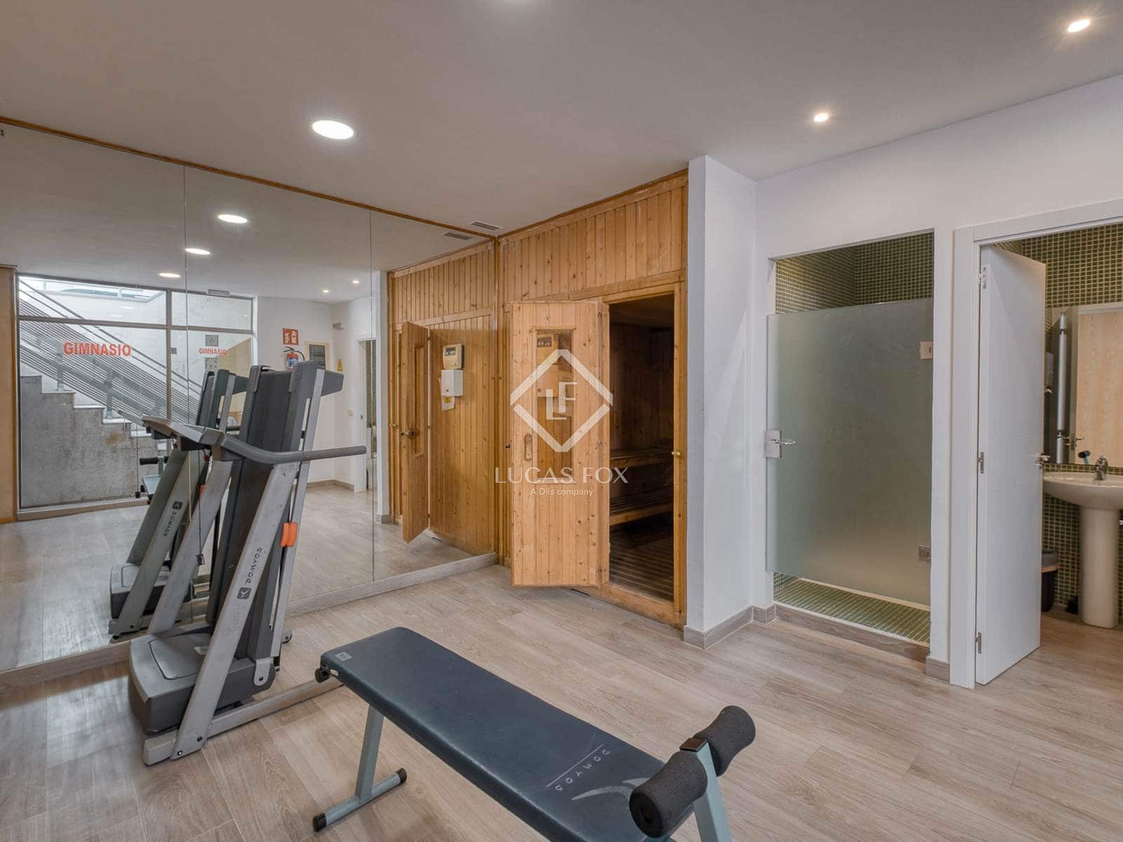 5 Zimmer Villa zu verkaufen in Madrid Stadt mit Pool Garage - 2.490.000 € (Ref: 9271804)