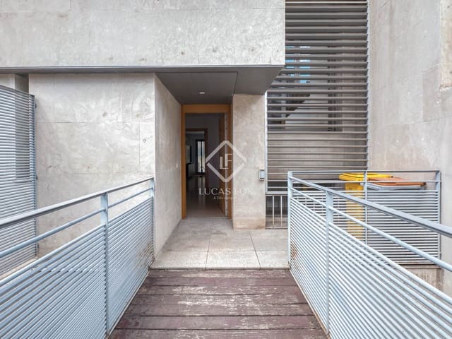 5 bedroom Villa for sale in Hispanoamérica, Madrid city with pool garage - € 2,490,000 (Ref: 9271804)