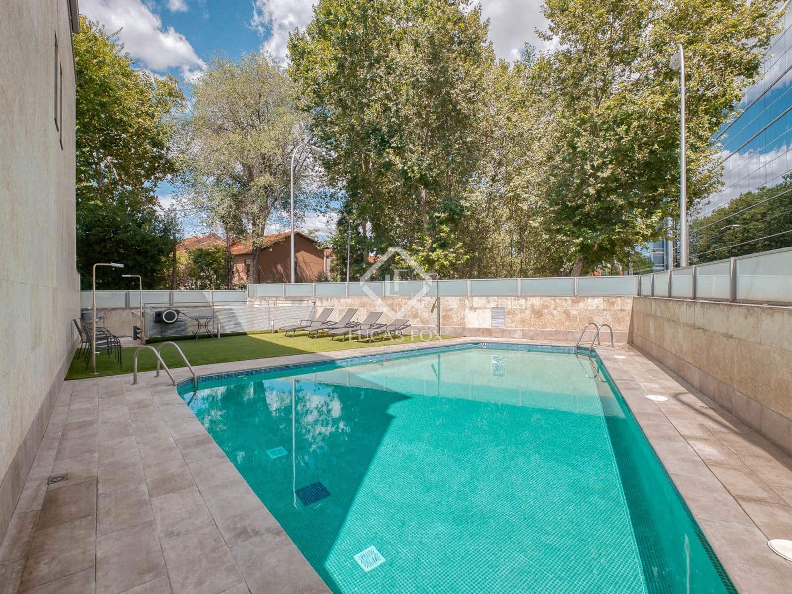 5 Zimmer Villa zu verkaufen in Madrid Stadt mit Pool Garage - 2.490.000 € (Ref: 9271804)