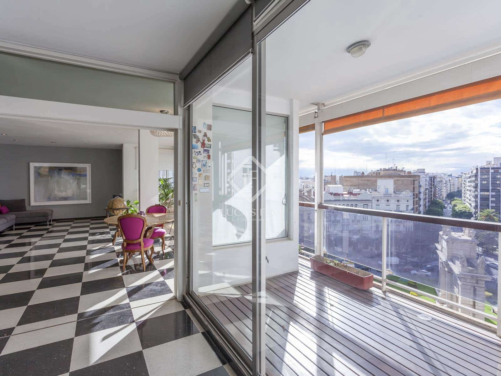 5 soveværelse Lejlighed til leje i Valencia by med garage - € 3.500 (Ref: 9271805)