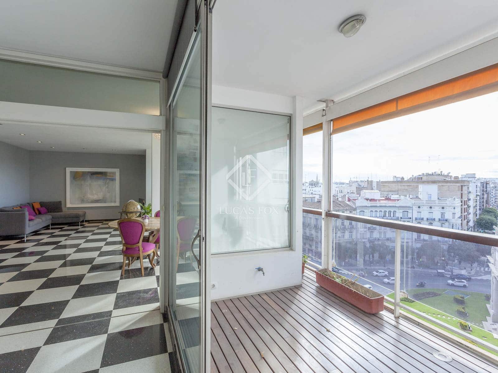 5 soveværelse Lejlighed til leje i Valencia by med garage - € 3.500 (Ref: 9271805)