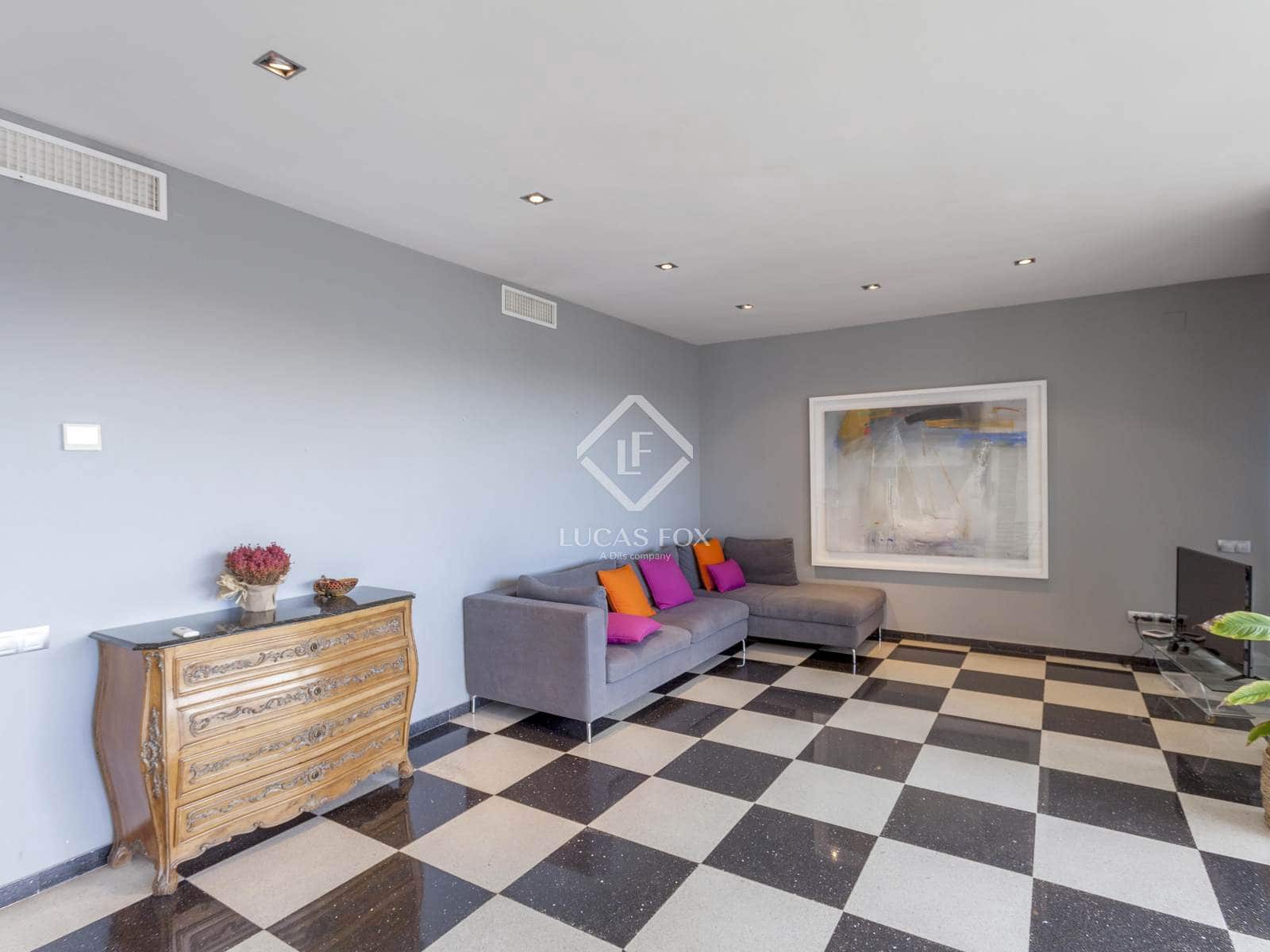 5 soveværelse Lejlighed til leje i Valencia by med garage - € 3.500 (Ref: 9271805)