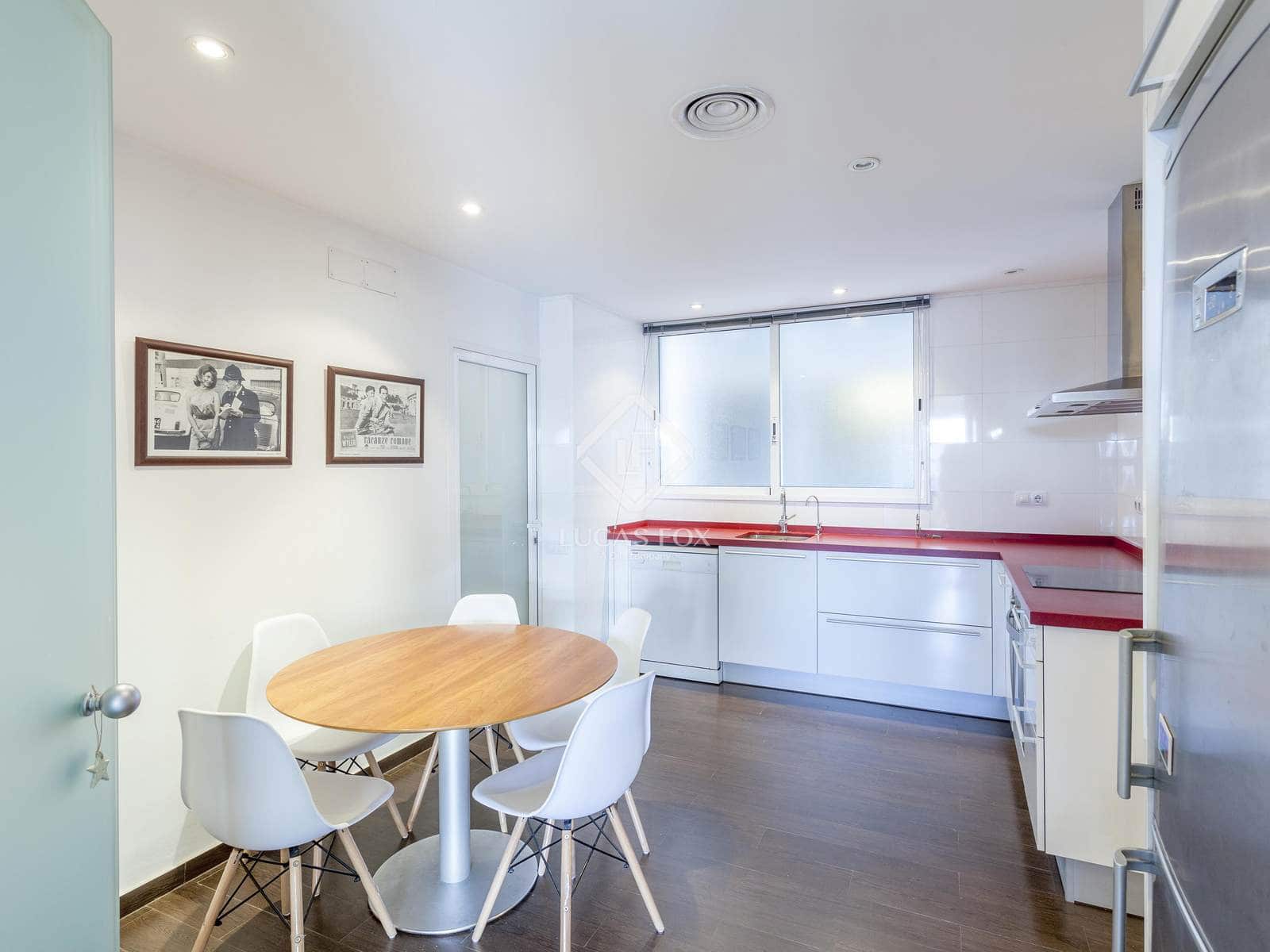 5 soveværelse Lejlighed til leje i Valencia by med garage - € 3.500 (Ref: 9271805)