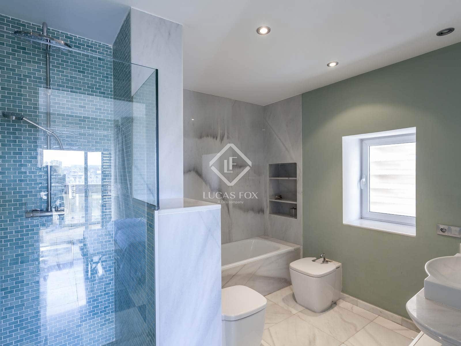 5 soveværelse Lejlighed til leje i Valencia by med garage - € 3.500 (Ref: 9271805)