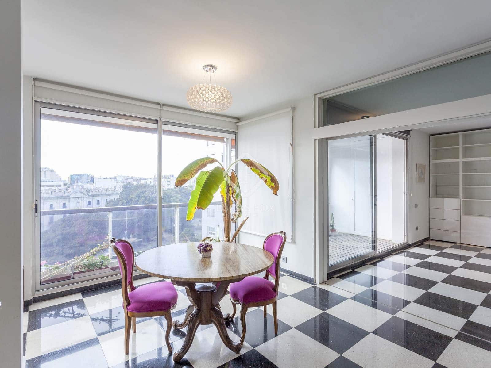 5 soveværelse Lejlighed til leje i Valencia by med garage - € 3.500 (Ref: 9271805)