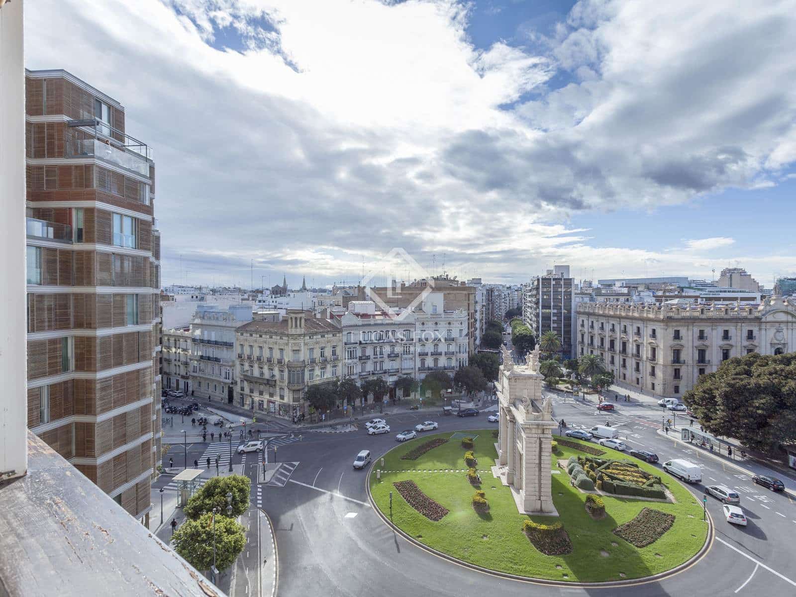 5 soveværelse Lejlighed til leje i Valencia by med garage - € 3.500 (Ref: 9271805)