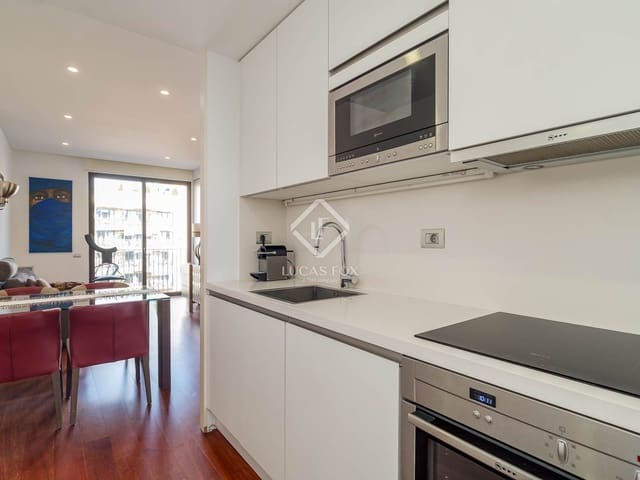 1 makuuhuone Huoneisto vuokrattavana paikassa Barcelona kaupunki - 2 100 € (Ref: 9272841)