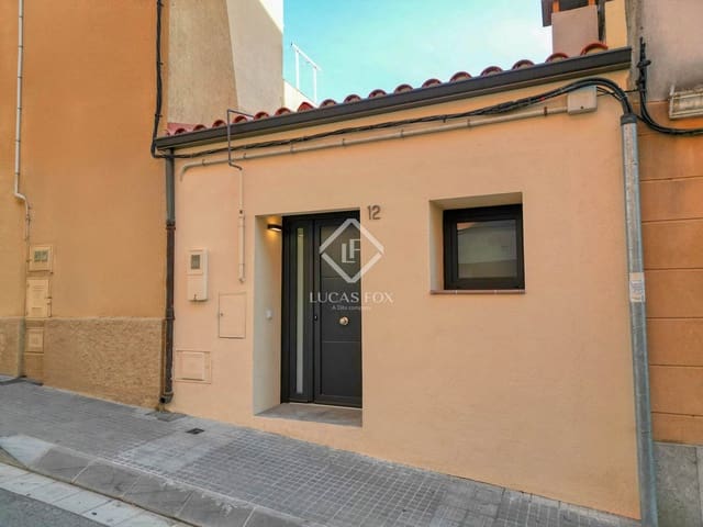 2 slaapkamer Finca/Landhuis te koop in Sant Feliu de Guíxols met zwembad - € 429.000 (Ref: 9273054)