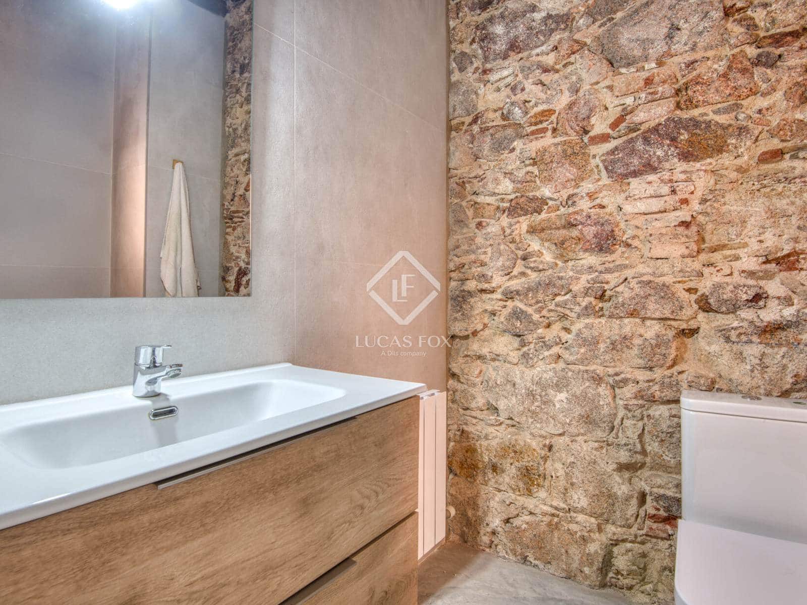 2 slaapkamer Finca/Landhuis te koop in Sant Feliu de Guixols met zwembad - € 429.000 (Ref: 9273054)