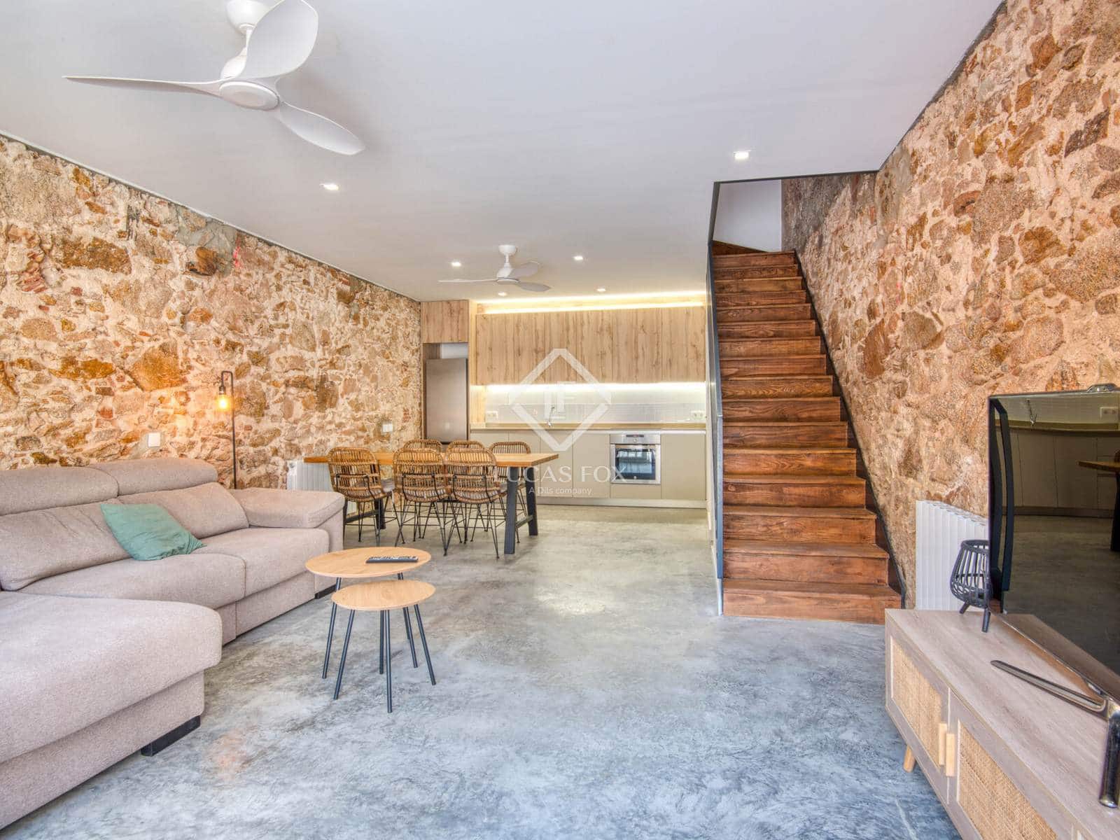 2 slaapkamer Finca/Landhuis te koop in Sant Feliu de Guixols met zwembad - € 429.000 (Ref: 9273054)