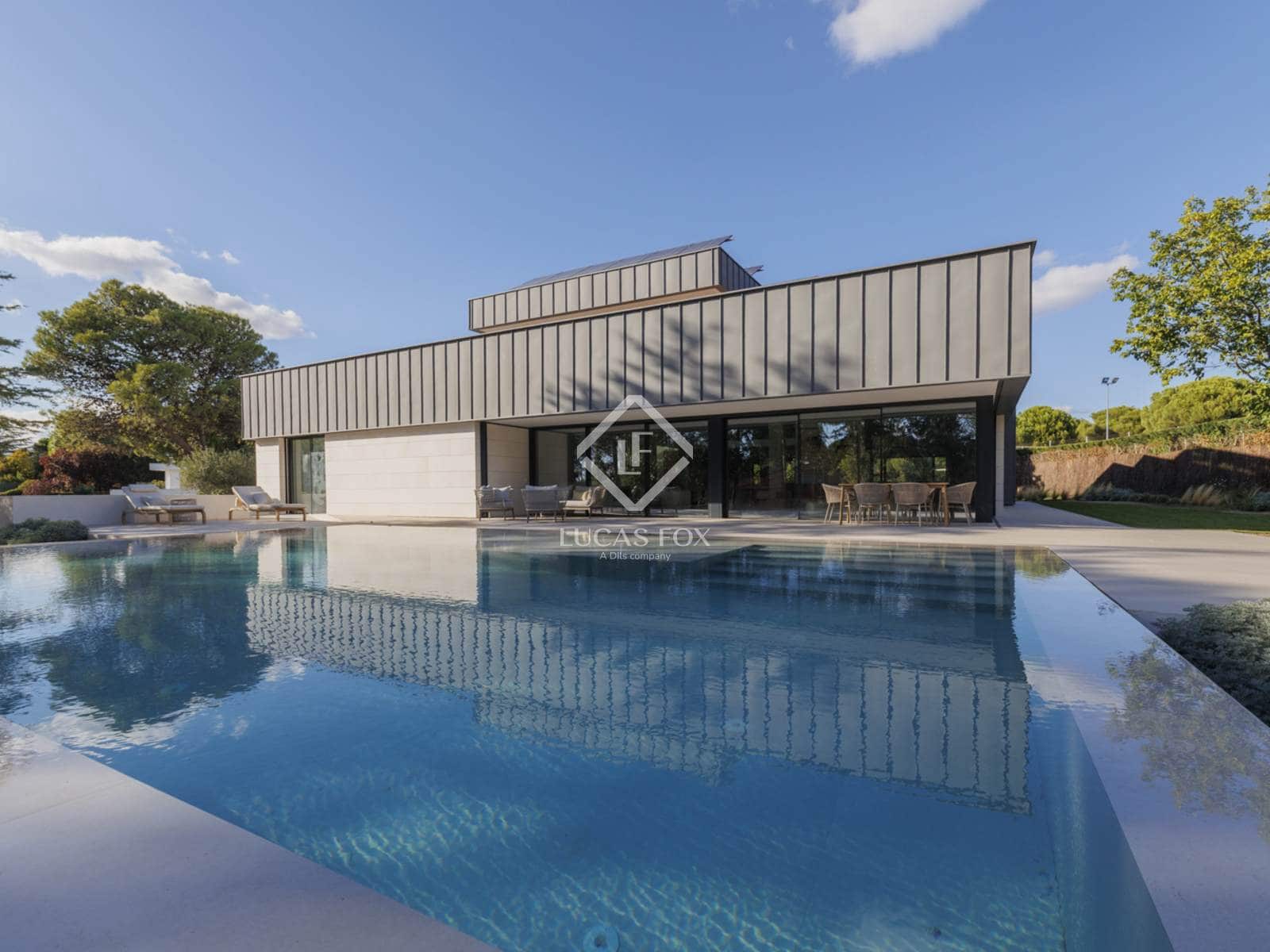 7 bedroom Villa for sale in Boadilla del Monte with pool garage - € 5,300,000 (Ref: 9273055)