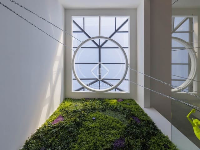 7 bedroom Villa for sale in Boadilla del Monte with pool garage - € 5,300,000 (Ref: 9273055)