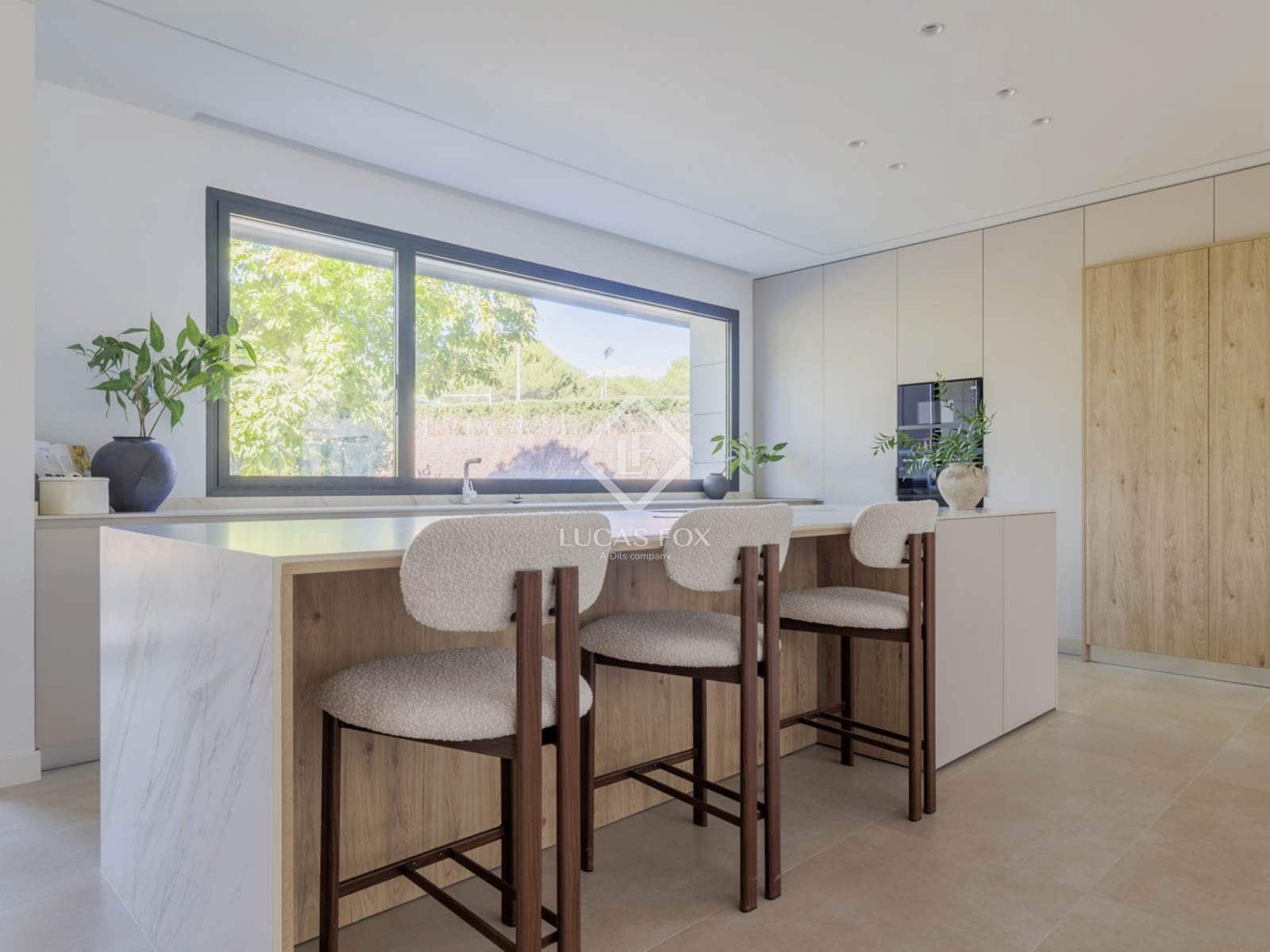 7 bedroom Villa for sale in Boadilla del Monte with pool garage - € 5,300,000 (Ref: 9273055)