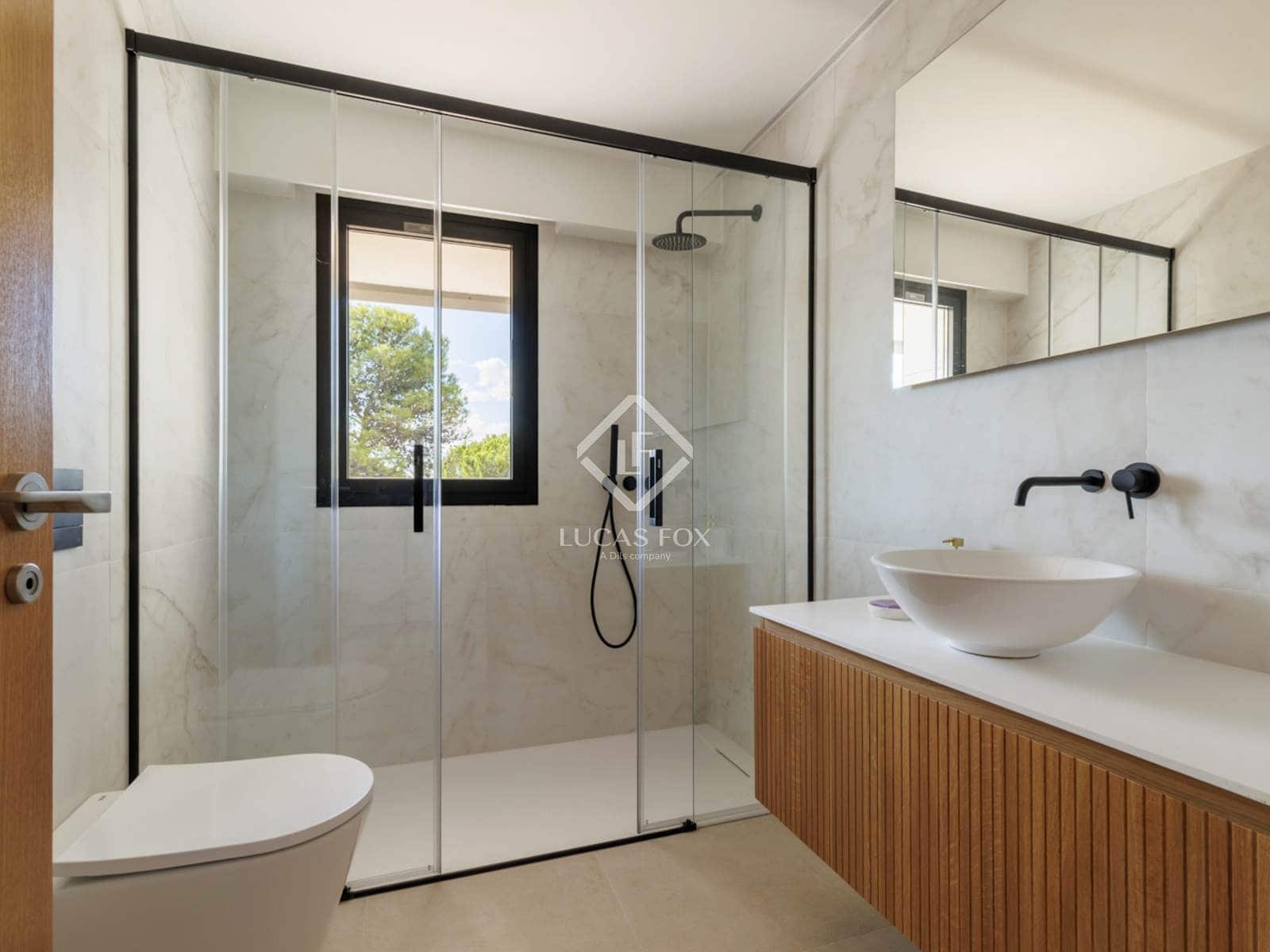 7 bedroom Villa for sale in Boadilla del Monte with pool garage - € 5,300,000 (Ref: 9273055)