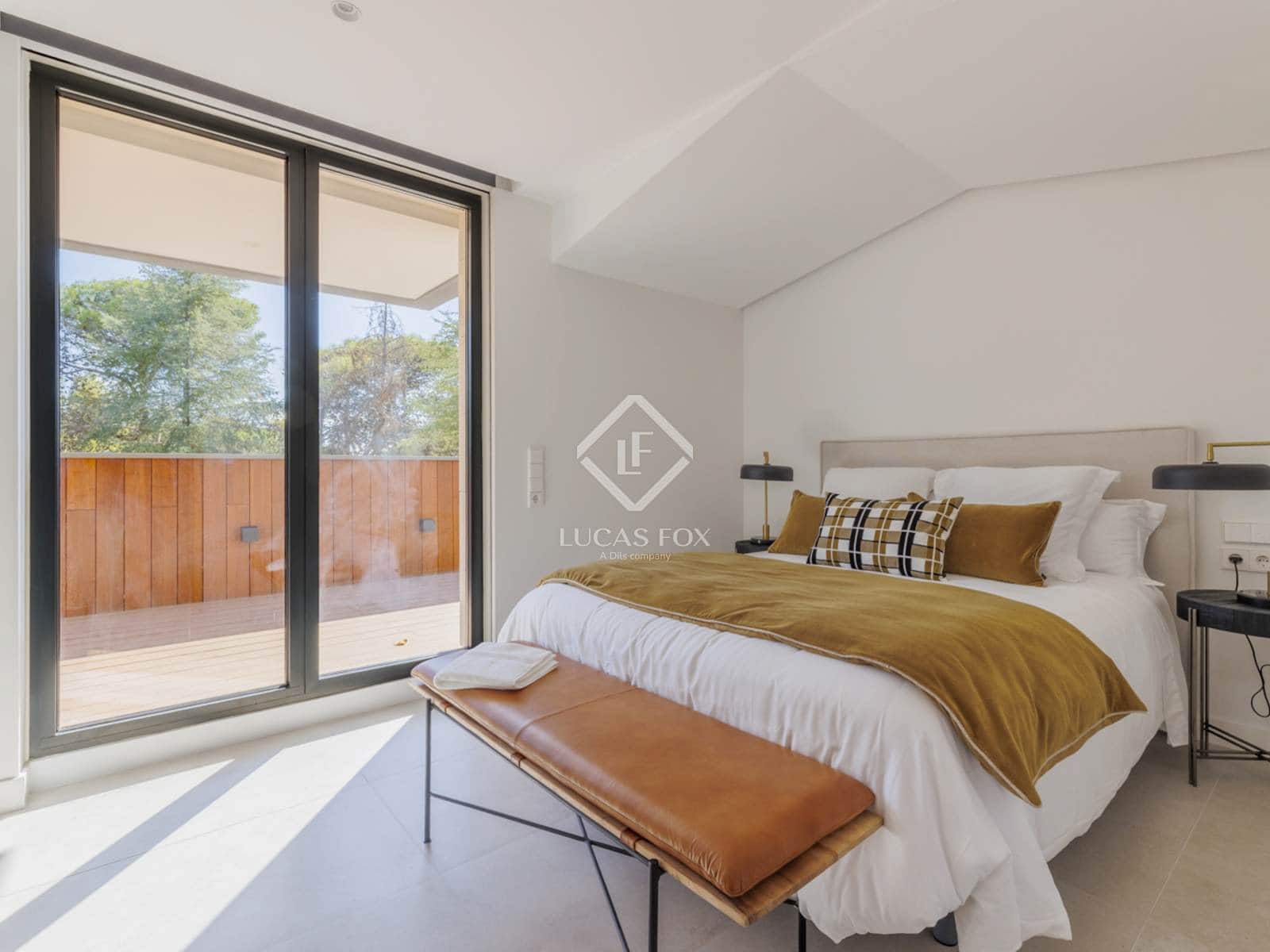 7 bedroom Villa for sale in Boadilla del Monte with pool garage - € 5,300,000 (Ref: 9273055)