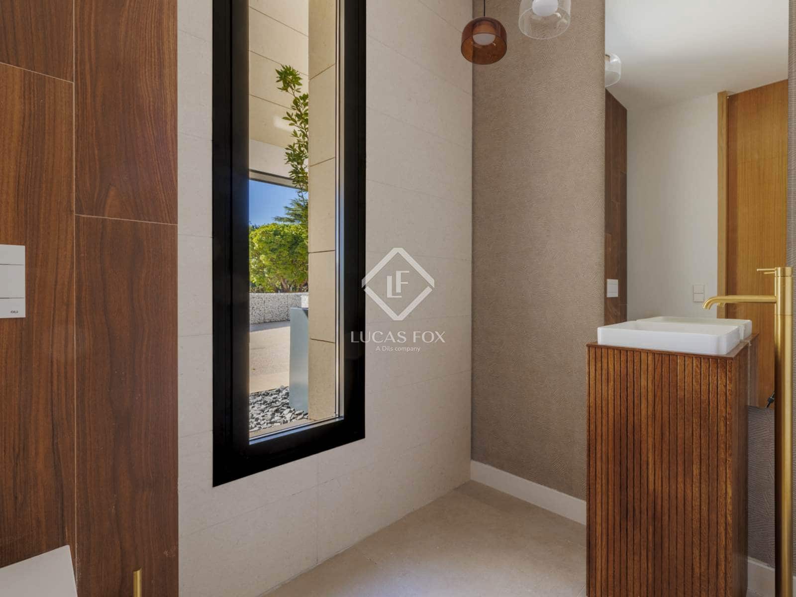 7 bedroom Villa for sale in Boadilla del Monte with pool garage - € 5,300,000 (Ref: 9273055)