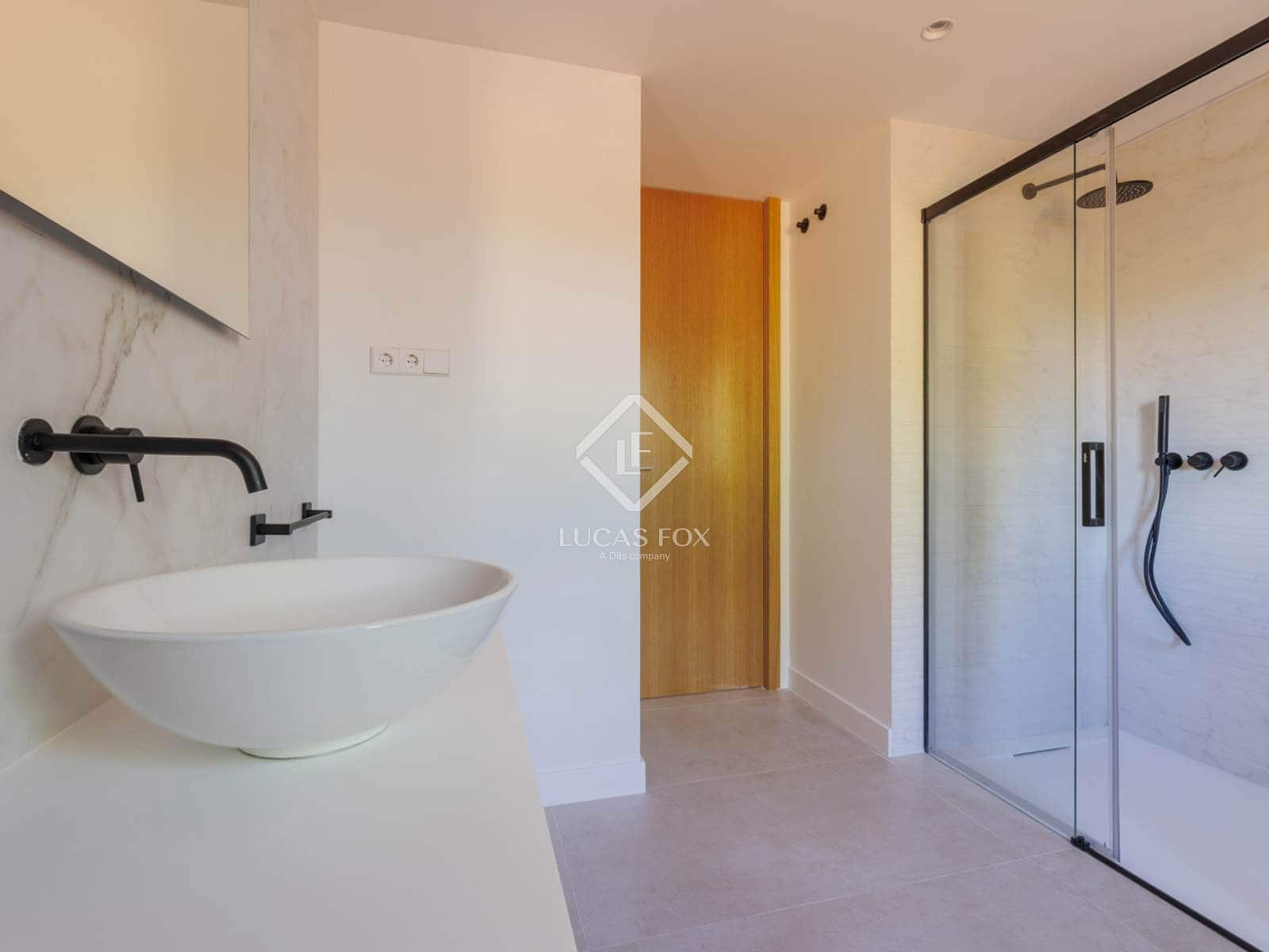 7 bedroom Villa for sale in Boadilla del Monte with pool garage - € 5,300,000 (Ref: 9273055)