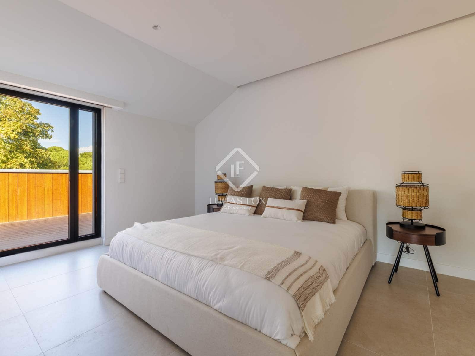 7 bedroom Villa for sale in Boadilla del Monte with pool garage - € 5,300,000 (Ref: 9273055)